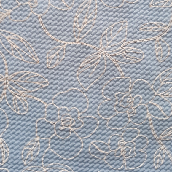 Girls Blue Dress w/Flared Skirt & Floral Pattern - Picture 6 of 6